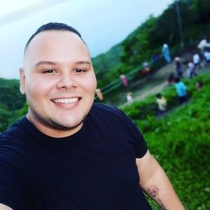 Meet your Posher, Fermin alberto